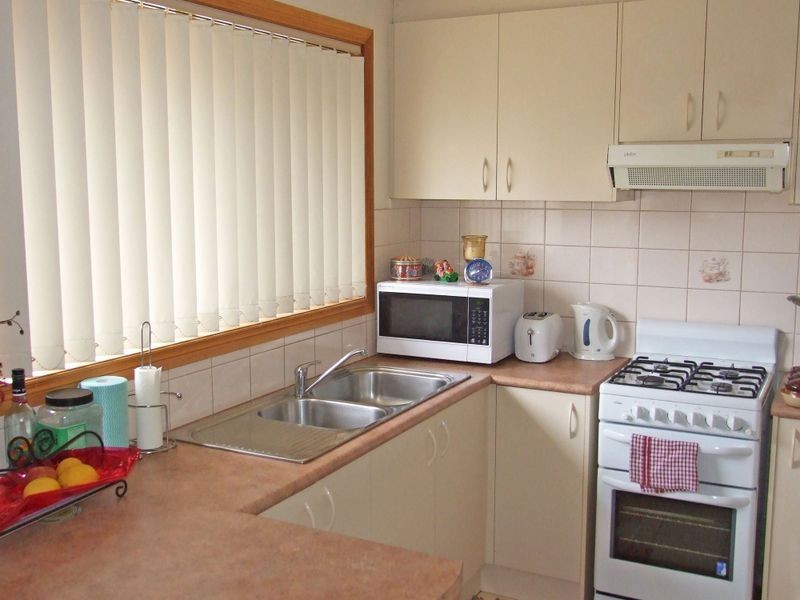 20 Maria Crescent, Pakenham VIC 3810