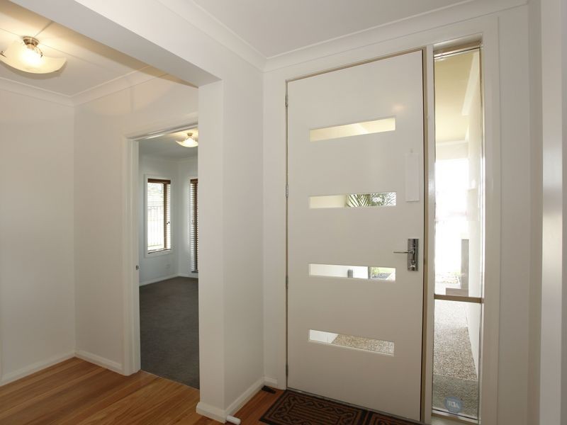 27 Bonneville Parade, Pakenham VIC 3810