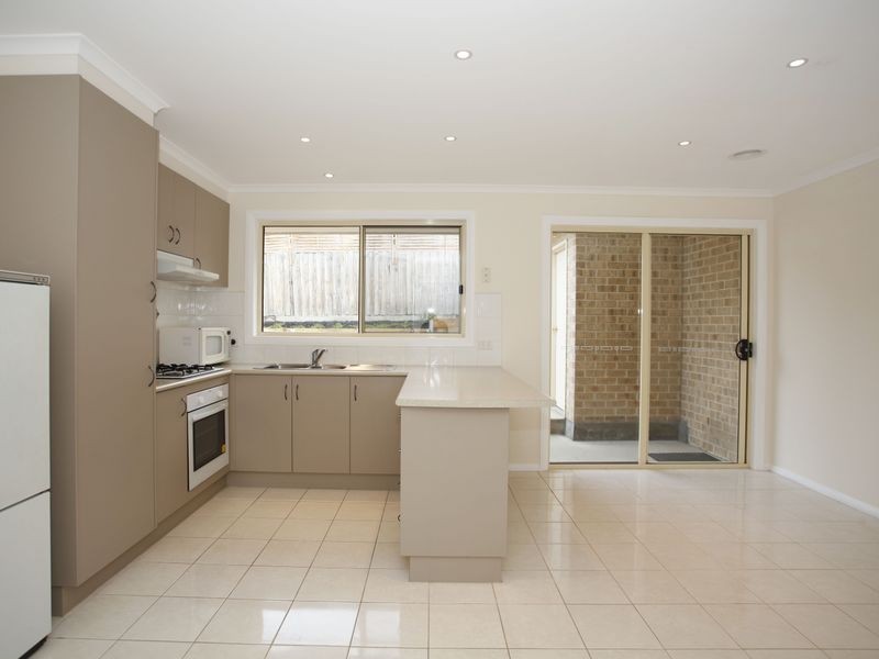 17 Ash Crescent, Pakenham VIC 3810