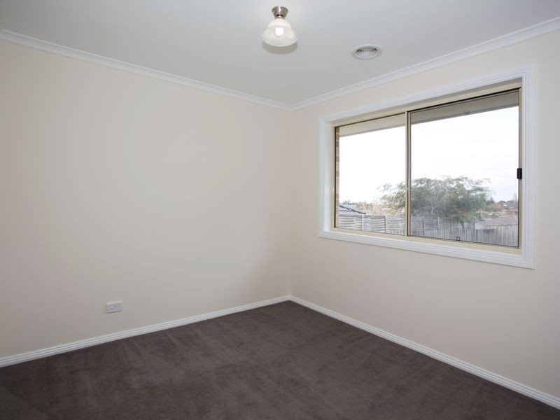 17 Ash Crescent, Pakenham VIC 3810