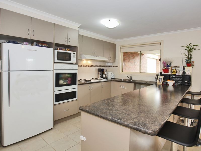 51 Clifford Drive, Pakenham VIC 3810