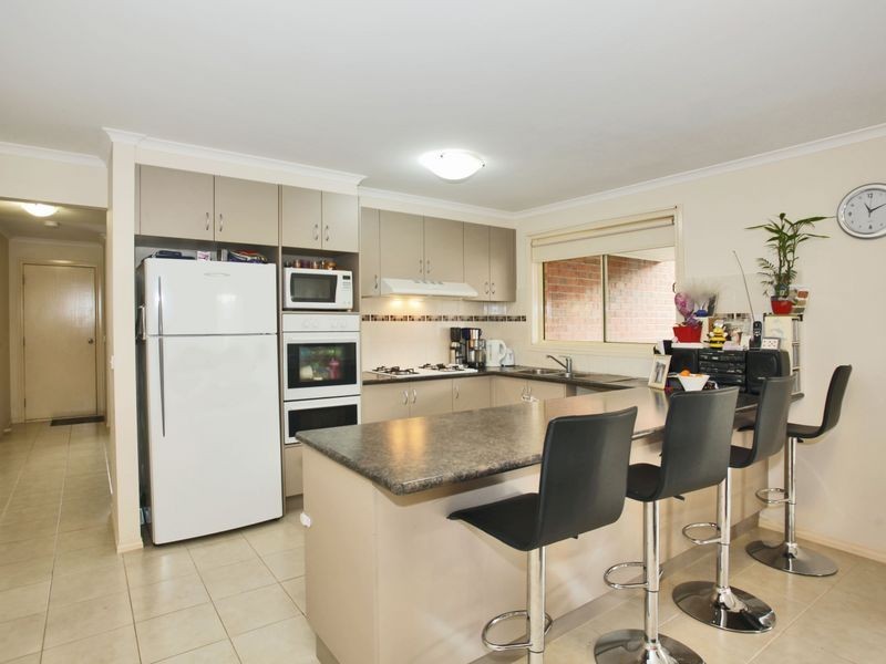 51 Clifford Drive, Pakenham VIC 3810