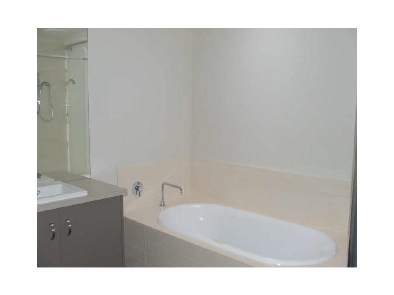 8 Ibis Close, Pakenham VIC 3810