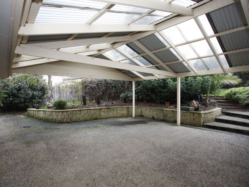 2 Anna Court, Pakenham VIC 3810