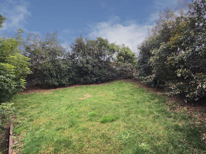 2 Anna Court, Pakenham VIC 3810