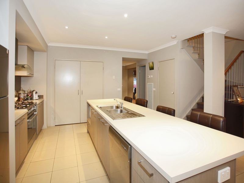 36 Botanic Drive, Pakenham VIC 3810