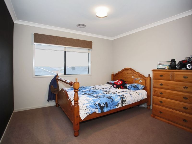 36 Botanic Drive, Pakenham VIC 3810