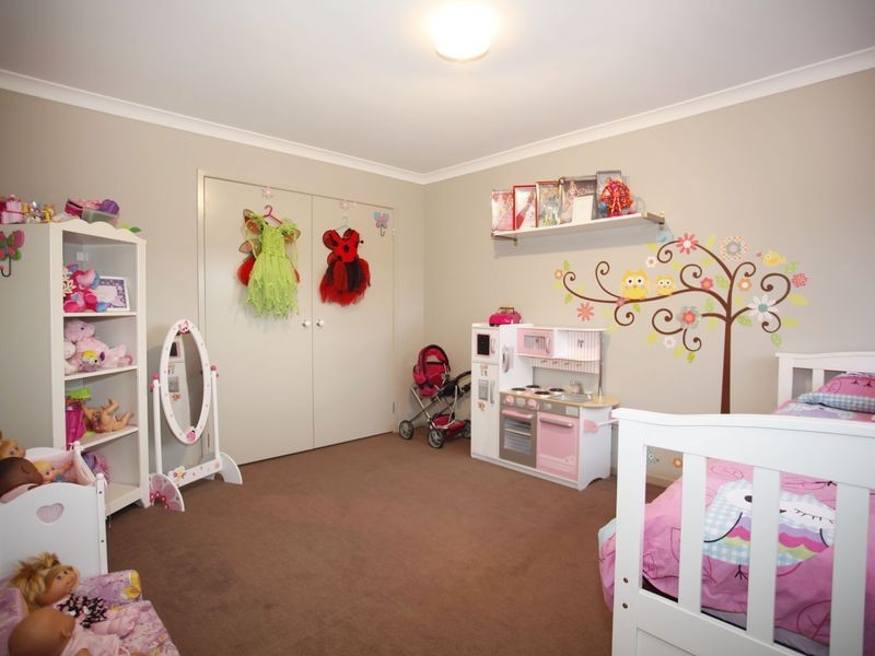 36 Botanic Drive, Pakenham VIC 3810