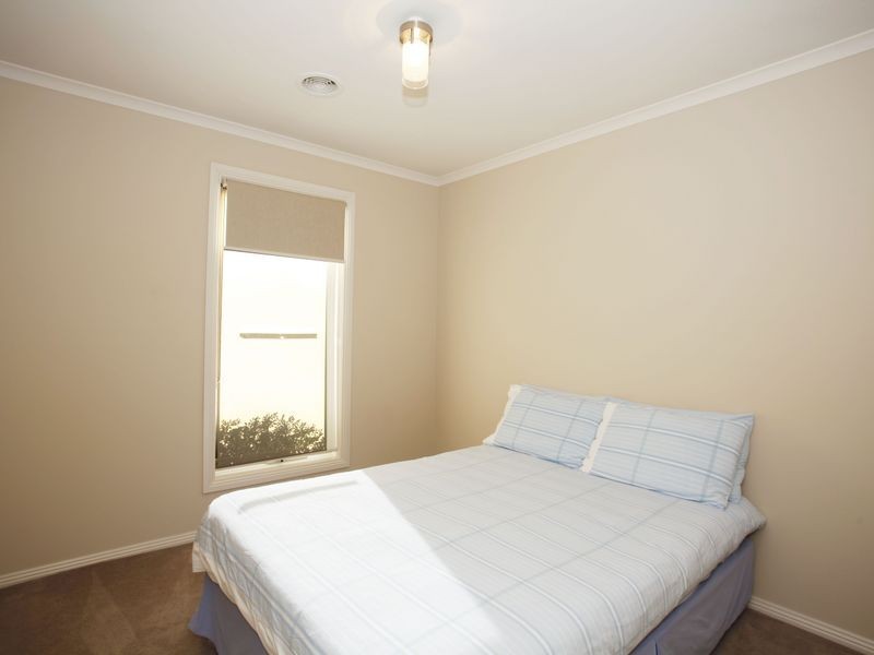 4 Bohemia Crescent, Pakenham VIC 3810