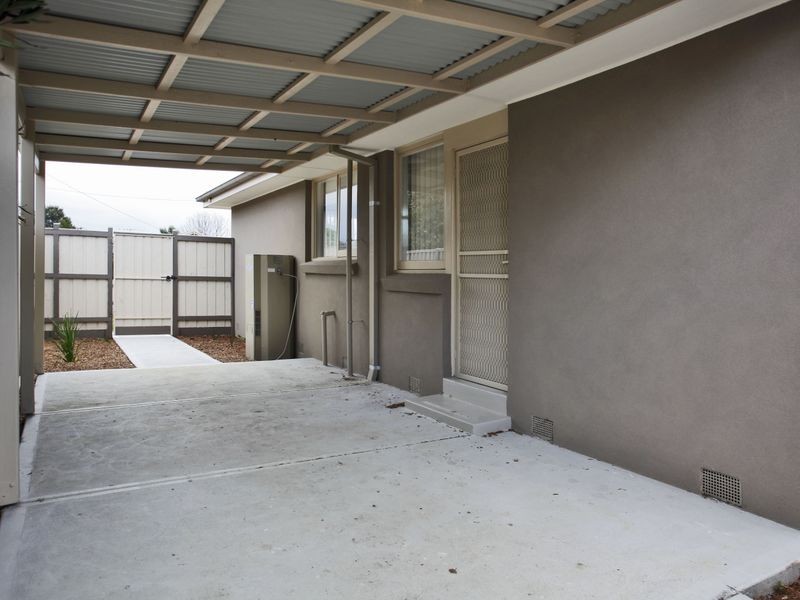 1/12 Savage Street, Pakenham VIC 3810