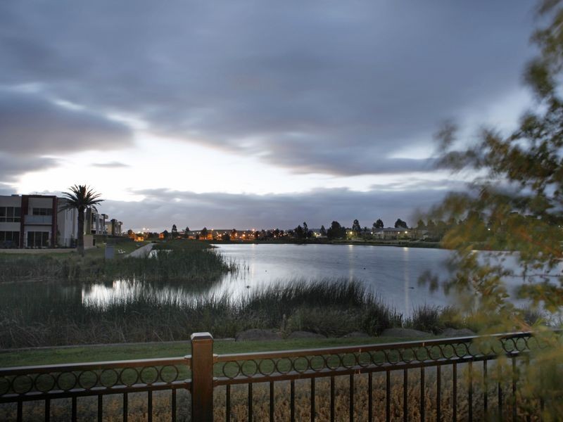 4/16-20 Cormorant Parade, Pakenham VIC 3810