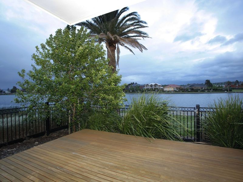 4/16-20 Cormorant Parade, Pakenham VIC 3810