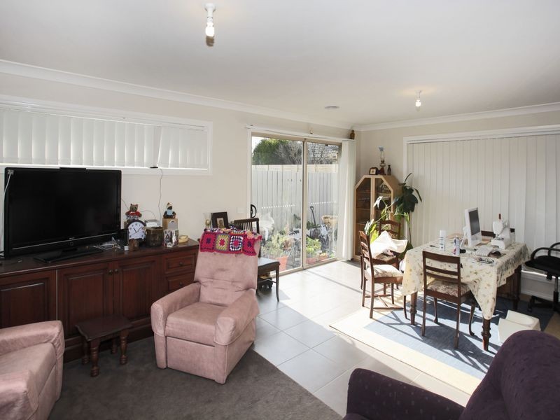 12b Savage Street, Pakenham VIC 3810