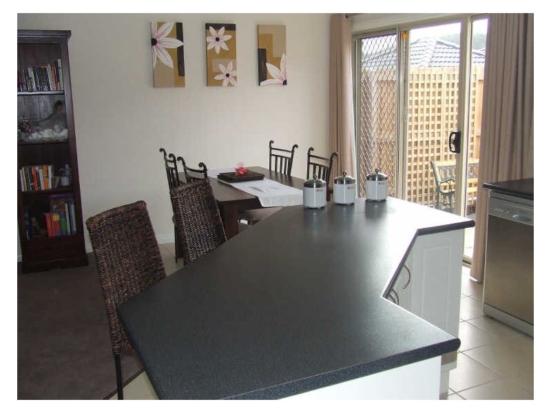 1/29 Silver Gum Drive, Pakenham VIC 3810