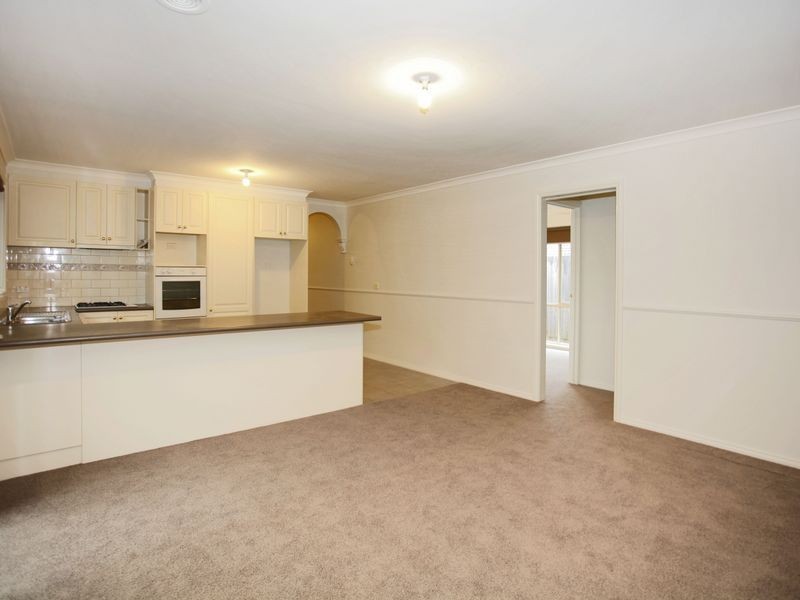 7 Renlik Court, Pakenham VIC 3810