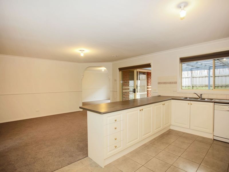 7 Renlik Court, Pakenham VIC 3810