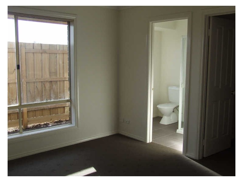 71 Red Gum Circuit, Pakenham VIC 3810