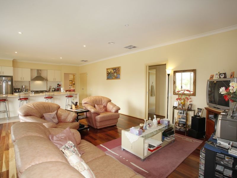 8 Timberland Court, Longwarry VIC 3816