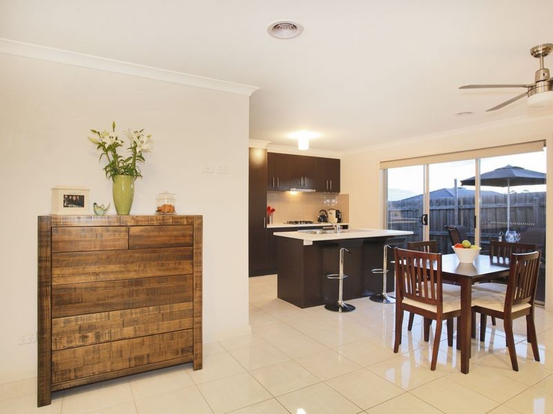 9/53 Ebony Drive, Pakenham VIC 3810