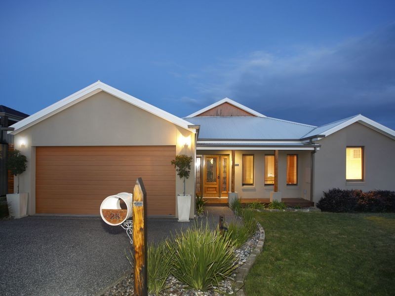 26 Huron Parkway, Pakenham VIC 3810