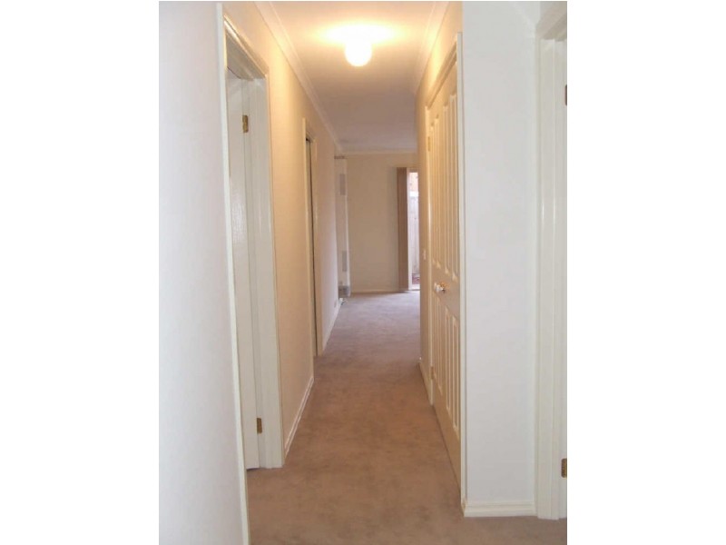 9/21-31 Parman Avenue, Pakenham VIC 3810