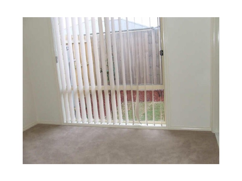 9/21-31 Parman Avenue, Pakenham VIC 3810