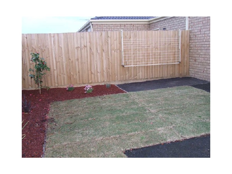 9/21-31 Parman Avenue, Pakenham VIC 3810