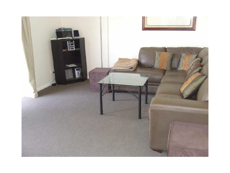 28 Pommel Street, Pakenham VIC 3810