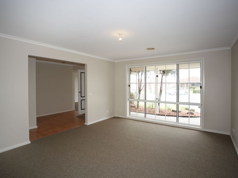 14 Wisteria Court, Pakenham VIC 3810