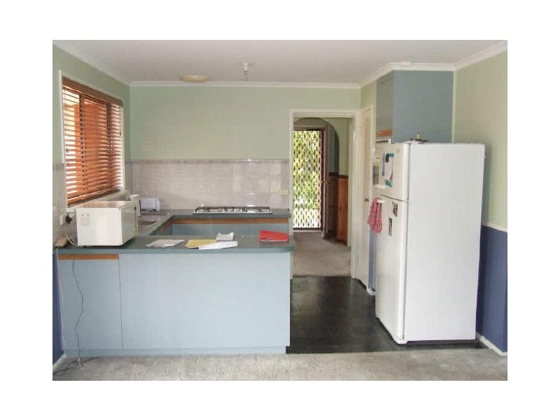 17 Parman Avenue, Pakenham VIC 3810