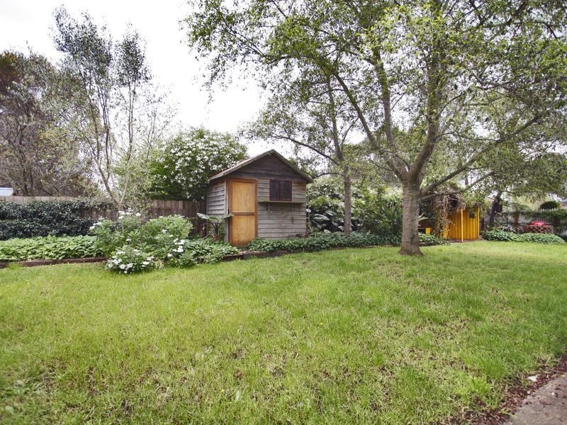 19 Barrington Drive, Pakenham VIC 3810