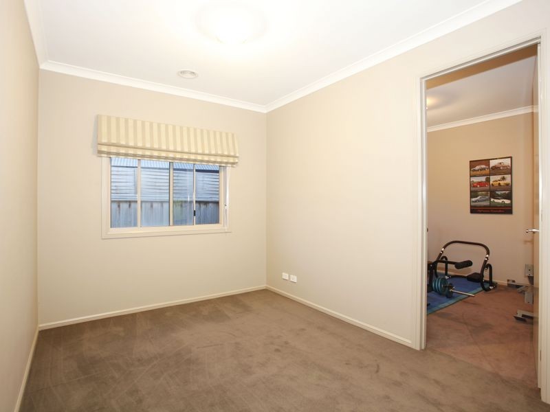 46 Banjo Paterson Drive, Pakenham VIC 3810