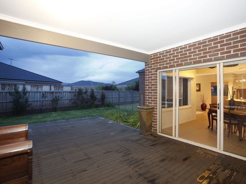 46 Banjo Paterson Drive, Pakenham VIC 3810