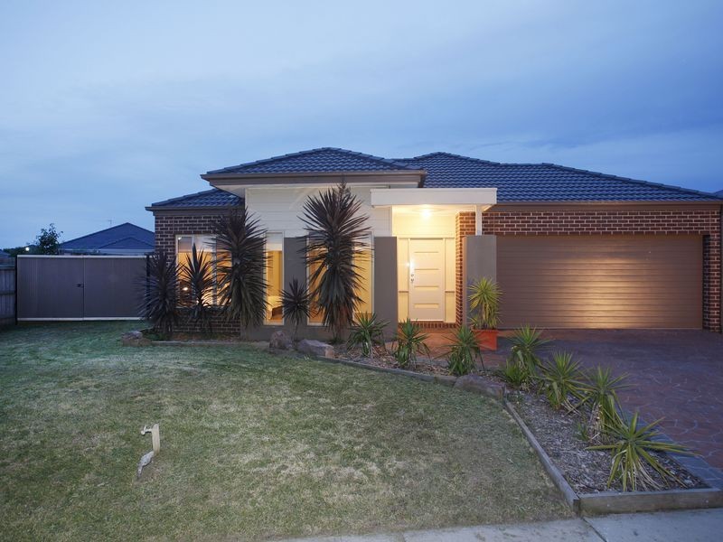46 Banjo Paterson Drive, Pakenham VIC 3810