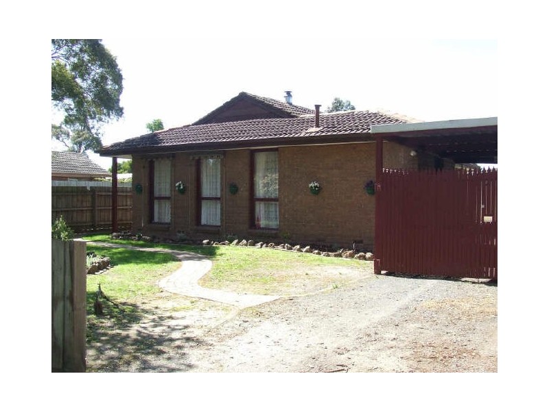 4 Kinsella Court, Pakenham VIC 3810