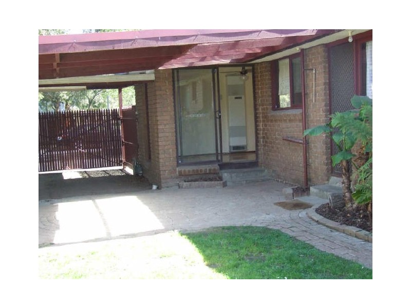 4 Kinsella Court, Pakenham VIC 3810