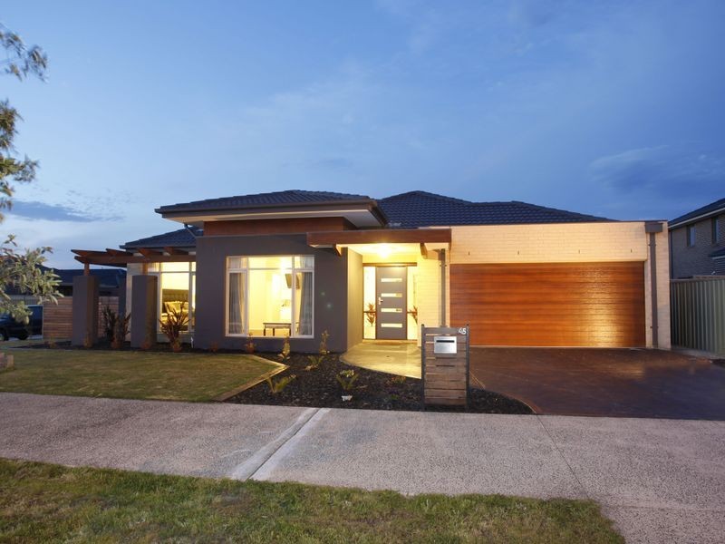 45 Park Orchard Drive, Pakenham VIC 3810