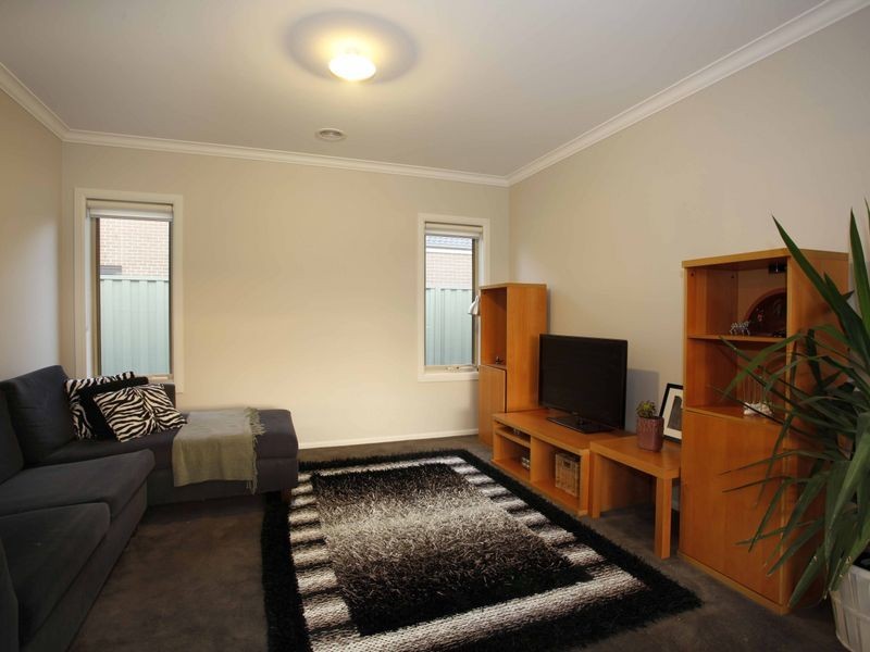 45 Park Orchard Drive, Pakenham VIC 3810