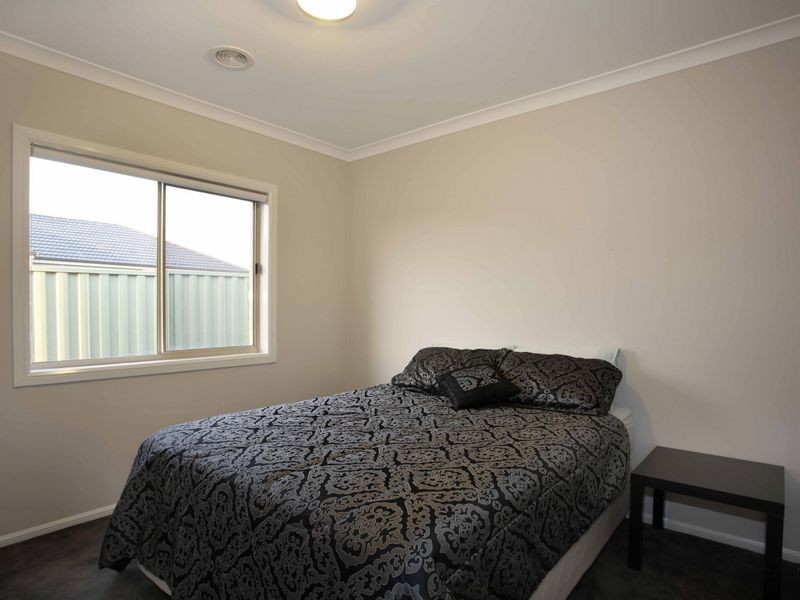 45 Park Orchard Drive, Pakenham VIC 3810