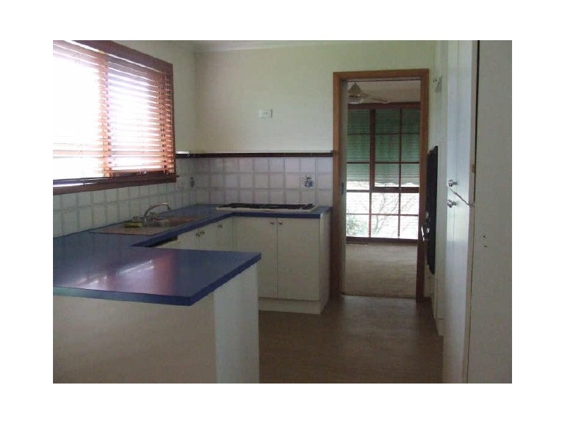 1 Lorraine Court, Pakenham VIC 3810