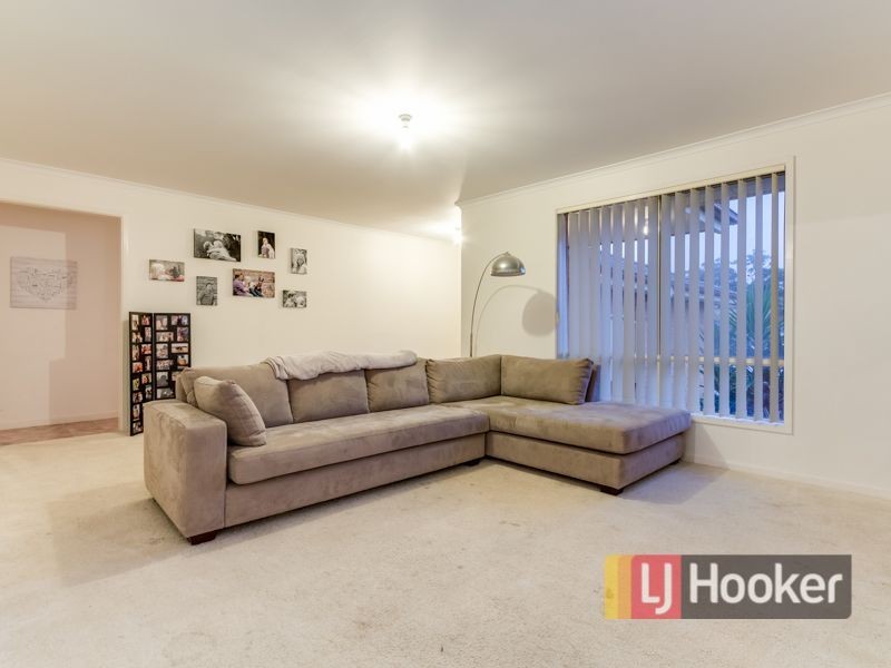 8 Pownceby Court, Pakenham VIC 3810
