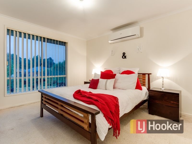 8 Pownceby Court, Pakenham VIC 3810