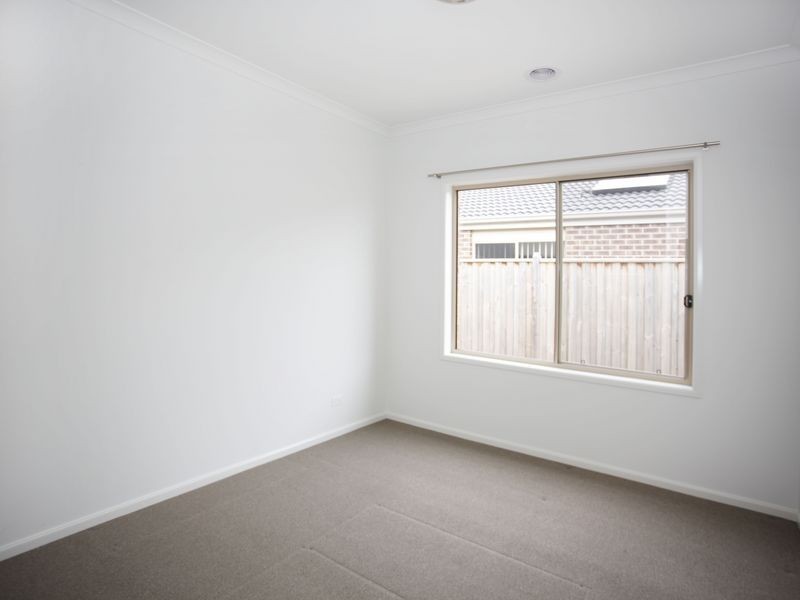 10 Ramel Way, Pakenham VIC 3810