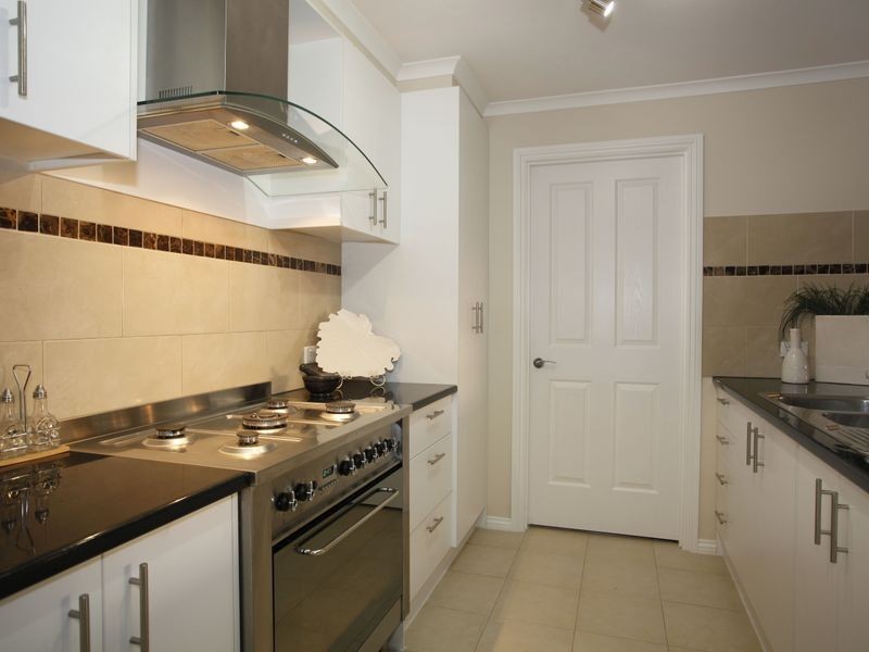 6 Yellowgum Drive, Pakenham VIC 3810