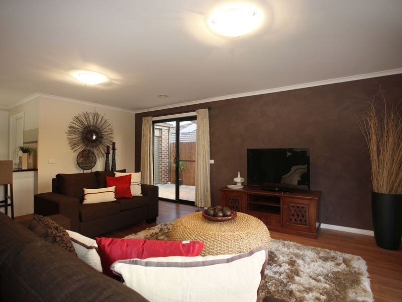 6 Yellowgum Drive, Pakenham VIC 3810