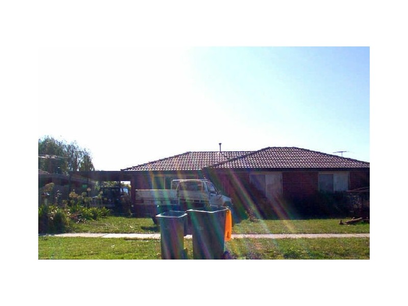 37 Bluegrass Crescent, Pakenham VIC 3810
