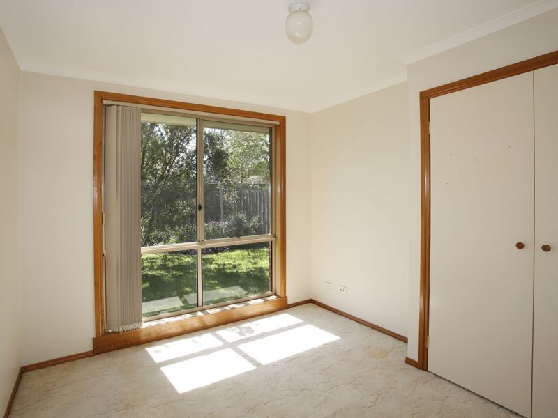 8 Naples Way, Pakenham VIC 3810