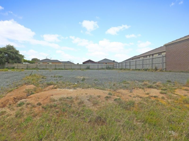 152 Webster Way, Pakenham VIC 3810