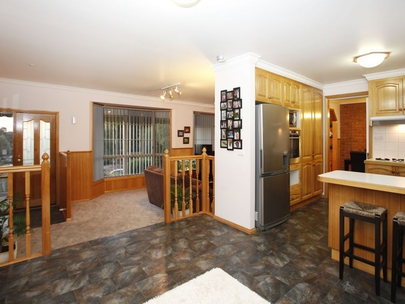 9 Andrew Court, Pakenham VIC 3810