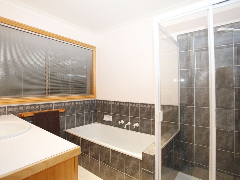 9 Andrew Court, Pakenham VIC 3810